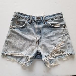 Vintage Levis high Waisted cutoff shorts size 4 6